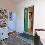 Nina * 마카르스카