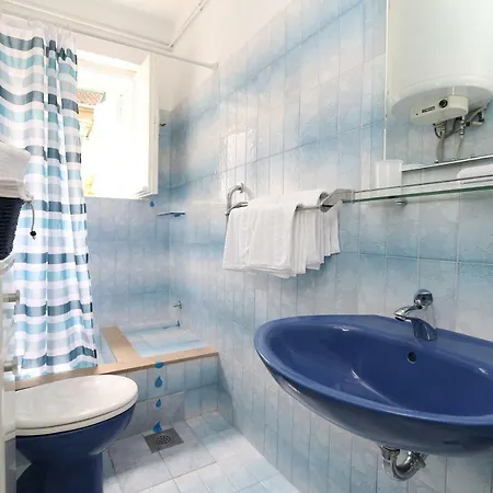 Apartament Nina *