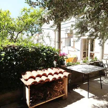 Nina Apartament