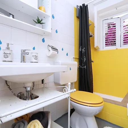 Nina Apartment *