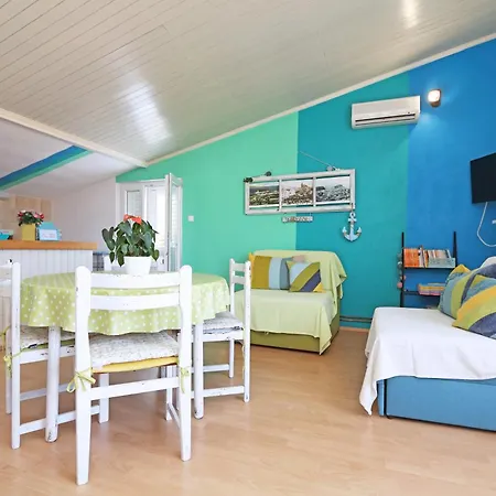 Nina * 마카르스카