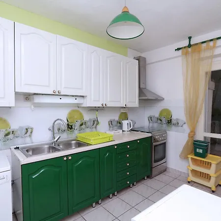 Nina 마카르스카