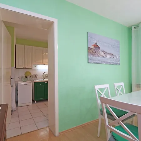 아파트 Nina 마카르스카