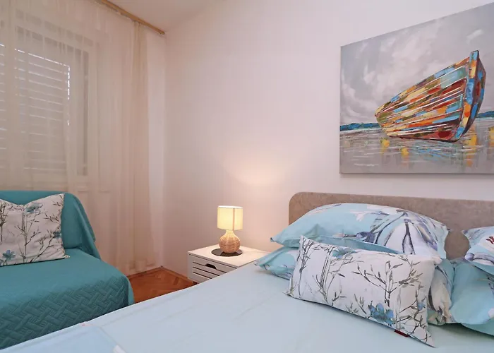 Apartment Nina Makarska