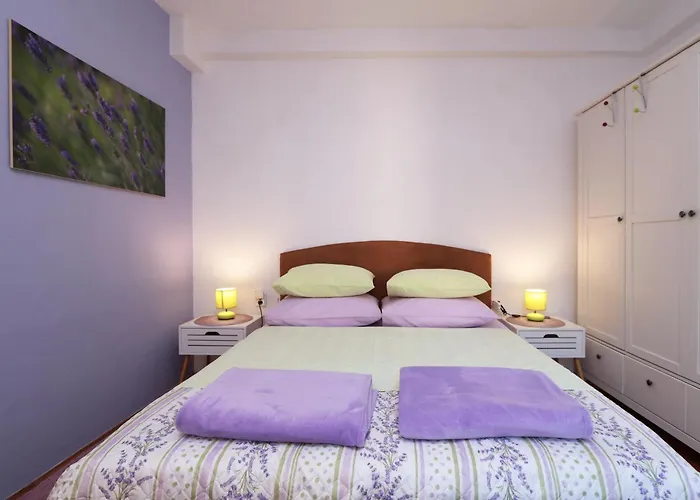 Nina Apartment Makarska