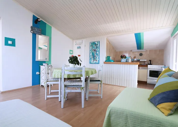 Apartment Nina Makarska