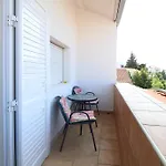Apartment Nina *