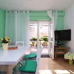 Nina Apartment *