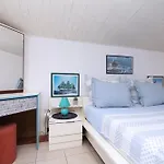Nina Apartment *