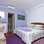 Apartment Nina