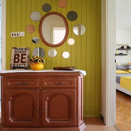 Nina Апартаменты