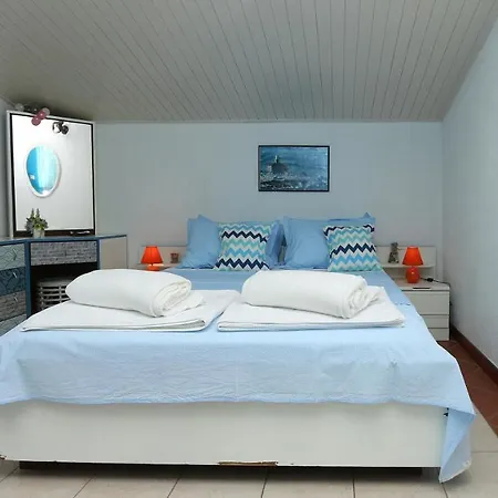 Nina Макарска