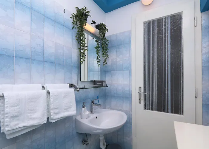 Apartment Nina Makarska